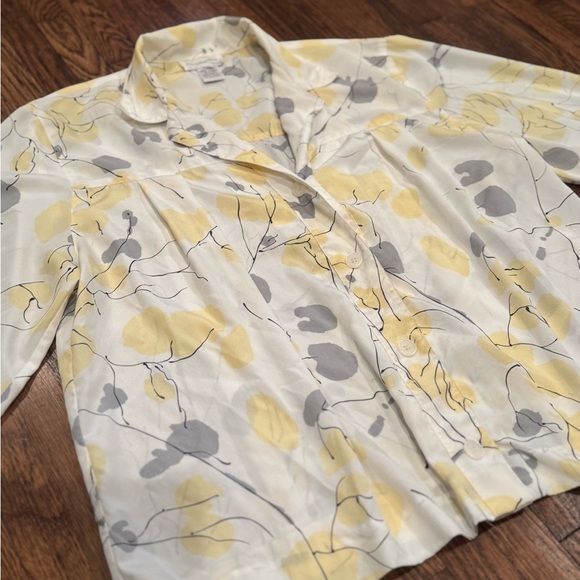 Dior Vintage Classic Feminine Button Up Yellow and Gray Patterned Blouse Size 6 - Picture 4 of 7